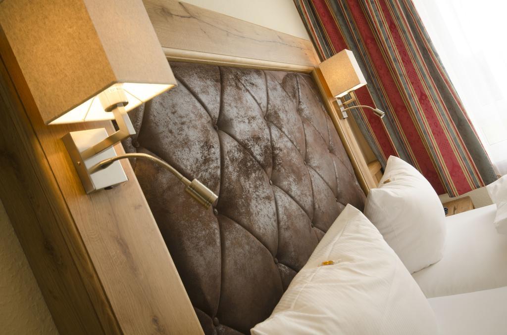 Hotel Gasthof Jaegerhaus Санкт-Петер Экстерьер фото