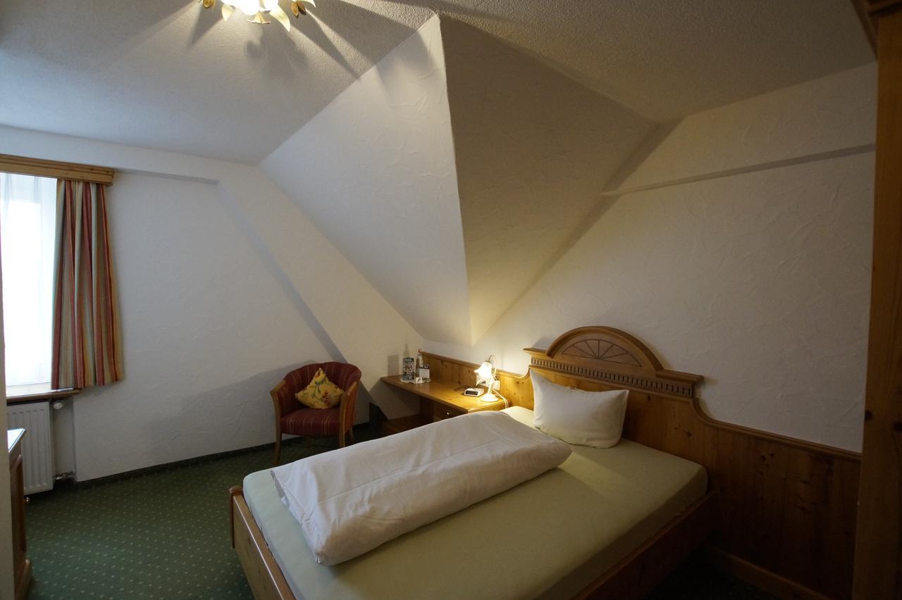 Hotel Gasthof Jaegerhaus Санкт-Петер Экстерьер фото